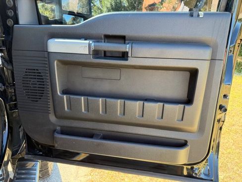 Used 2016 Ford F350 Lariat w/ Chrome Package image 14