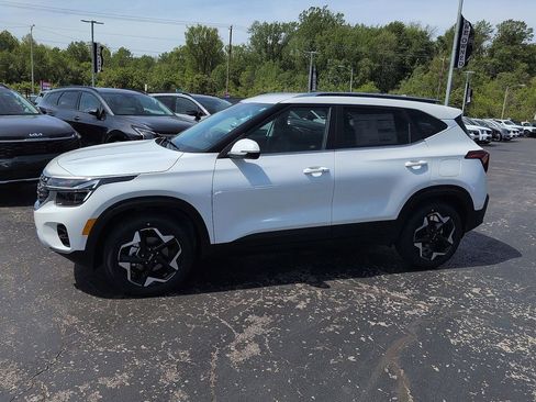 New 2026 Kia Seltos EX FWD image 4