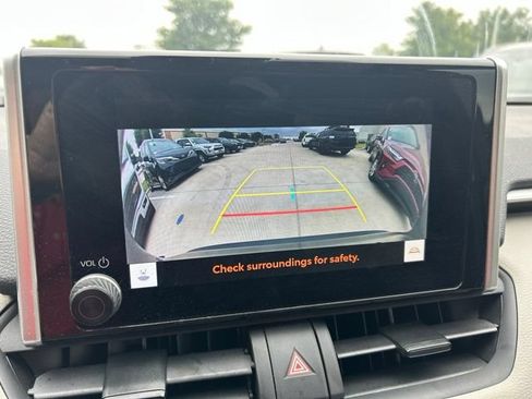 Used 2025 Toyota RAV4 XLE w/ Convenience Package AWD/4WD image 16