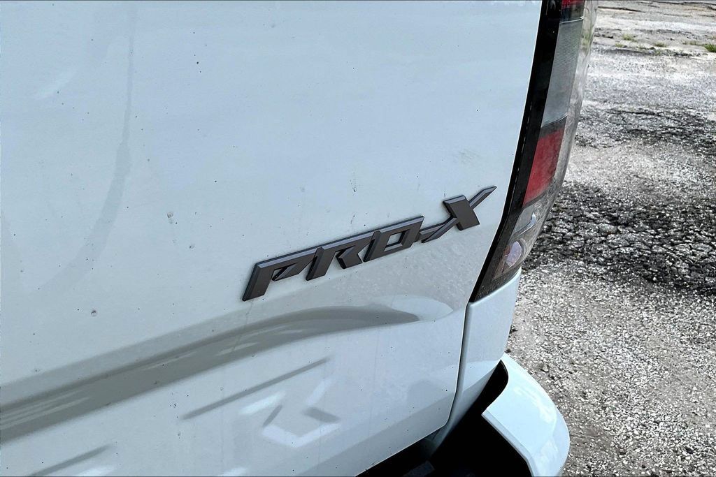 Used 2022 Nissan Frontier Pro-X w/ Technology Package RWD image 27