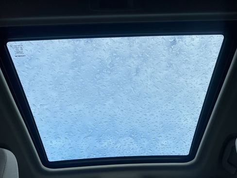 Used 2023 Subaru Forester Premium image 34