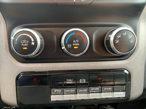 Used 2019 RAM 5500 Tradesman w/ Ambulance Prep Group AWD/4WD image 16