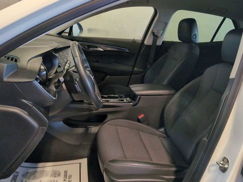 Used 2022 Buick Envision Preferred image 18