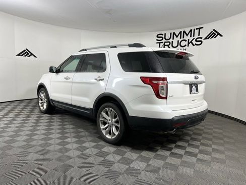 Used 2014 Ford Explorer XLT w/ Equipment Group 202A image 3