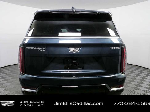New 2026 Cadillac Escalade IQL Luxury image 31