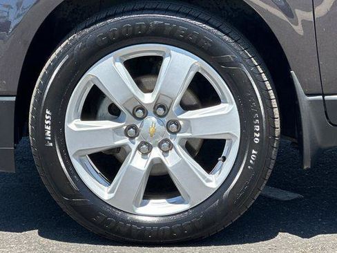 Used 2016 Chevrolet Traverse LT w/ Style and Technology Package FWD image 26