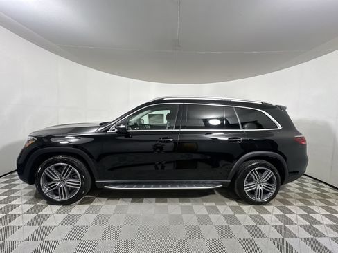 New 2025 Mercedes-Benz GLS 450 4MATIC image 4