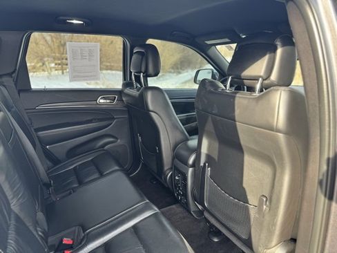 Used 2015 Jeep Grand Cherokee Limited image 16