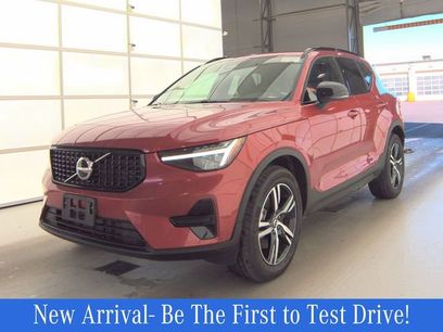Used 2024 Volvo XC40 B5 Core