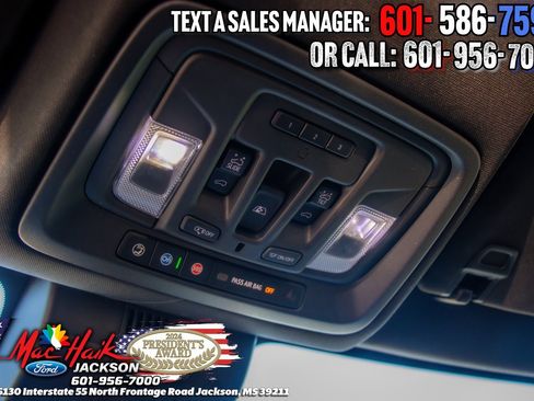 Used 2022 Chevrolet Silverado 1500 ZR2 w/ Technology Package image 12