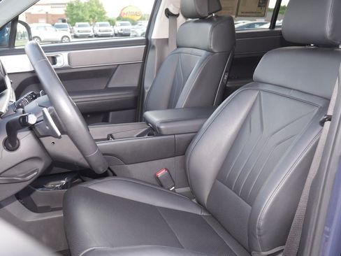 Used 2025 Hyundai Santa Fe SEL AWD/4WD image 7