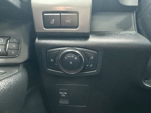 Used 2020 Ford Expedition XLT w/ Equipment Group 202A AWD/4WD image 34