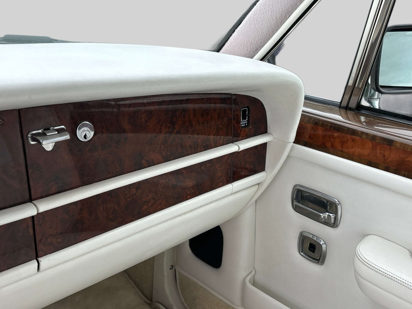 Used 1987 Rolls-Royce Silver Spur RWD image 14