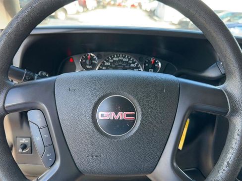 Used 2016 GMC Savana 2500 RWD image 12