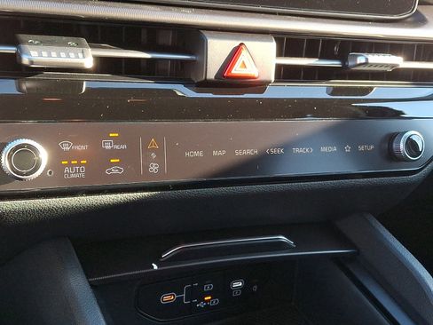 New 2026 Kia Sportage EX image 9