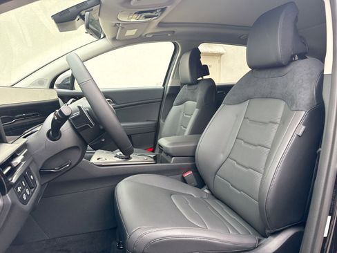 New 2026 Kia Sportage SX Prestige AWD/4WD image 13