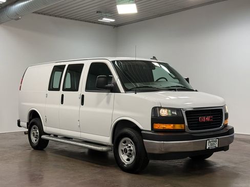 Used 2024 GMC Savana 2500 w/ Driver Convenience Package image 27