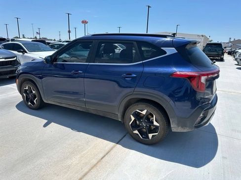 Used 2024 Kia Seltos EX AWD/4WD image 16