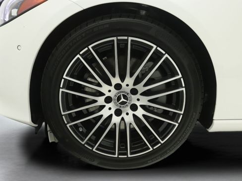 New 2026 Mercedes-Benz C 300 4MATIC Sedan image 11