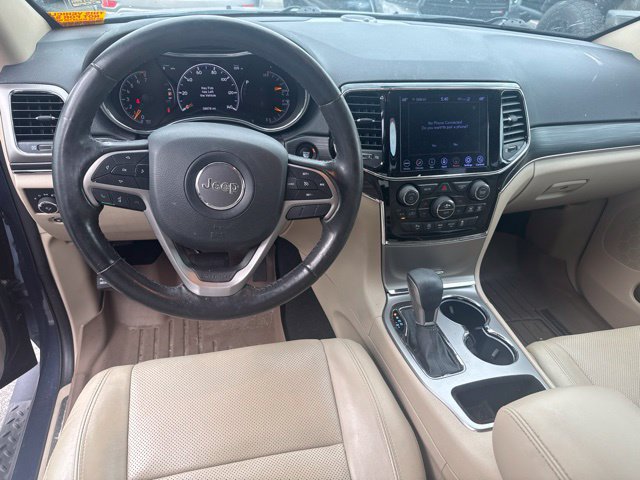 Used 2020 Jeep Grand Cherokee Limited w/ Luxury Group II RWD image 9