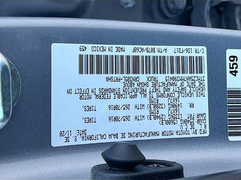 Used 2021 Toyota Tacoma TRD Off-Road image 30