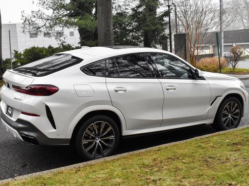 Used 2020 BMW X6 M50i w/ Executive Package AWD/4WD image 9