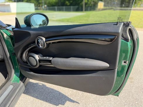 Used 2020 MINI Cooper 2-Door Hardtop FWD image 14