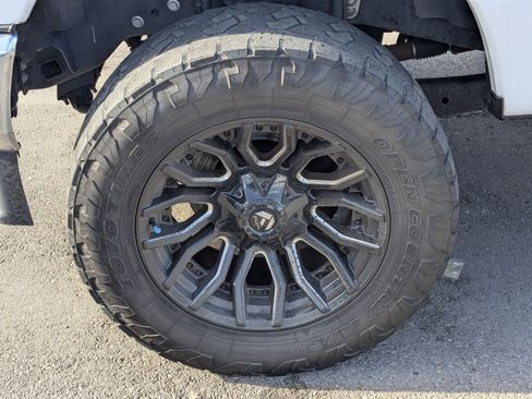 Used 2020 Ford F350 Lariat w/ Lariat Value Package image 13