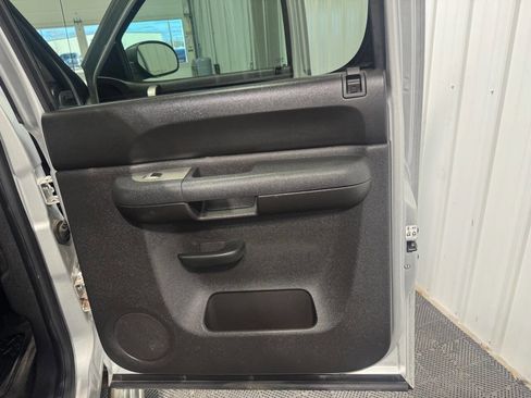 Used 2012 Chevrolet Silverado 2500 LT w/ Interior Plus Package image 21