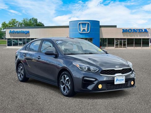 Used 2020 Kia Forte LXS image 1