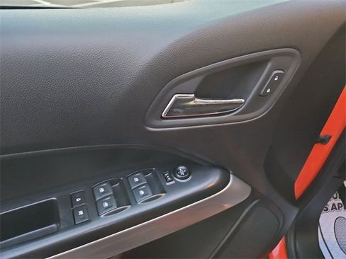 Certified 2020 Chevrolet Colorado ZR2 w/ ZR2 Dusk Special Edition image 21