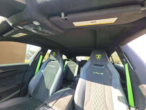 Used 2024 Lamborghini Urus Performante image 2