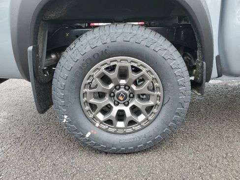 New 2026 Nissan Frontier PRO-4X w/ Pro-4x Convenience Package AWD/4WD image 5