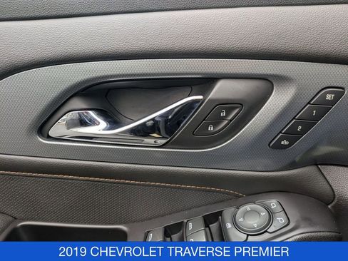 Used 2019 Chevrolet Traverse Premier image 13