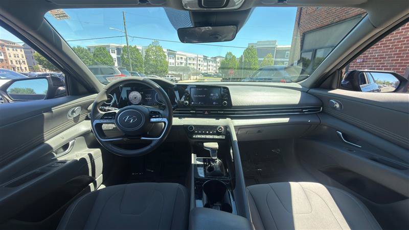 Used 2021 Hyundai Elantra SEL w/ Convenience Package FWD image 22