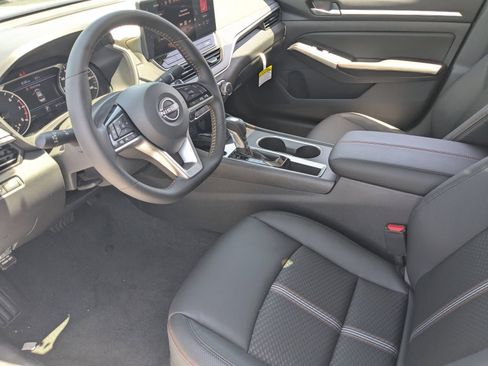 New 2026 Nissan Altima 2.5 SR FWD image 12