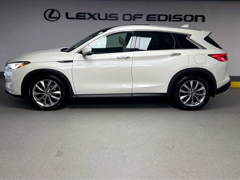 Used 2019 INFINITI QX50 Essential w/ Proactive Package AWD/4WD image 4