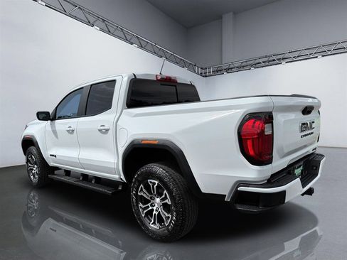 Used 2025 GMC Canyon AT4 AWD/4WD image 5