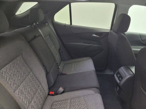 Used 2024 Chevrolet Equinox LT image 19
