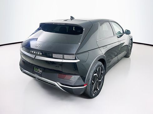 Used 2024 Hyundai Ioniq 5 SEL RWD image 9