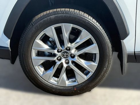 Certified 2025 Toyota RAV4 XLE Premium image 11