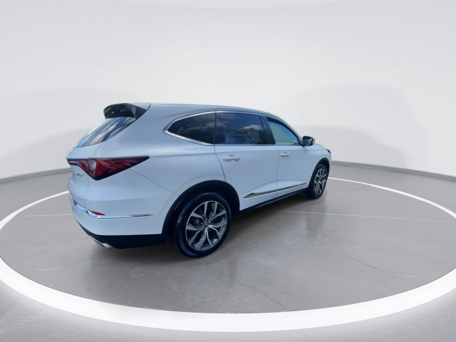 Used 2022 Acura MDX w/ Technology Package AWD/4WD image 8