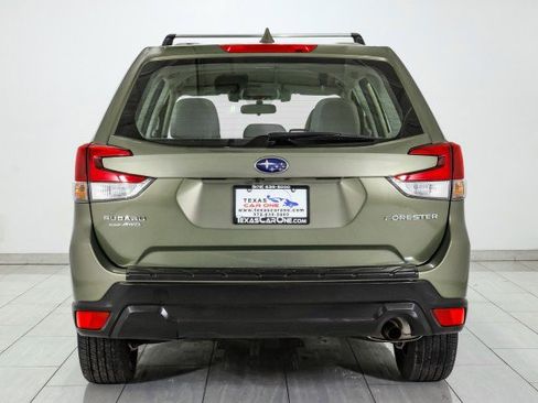 Used 2019 Subaru Forester image 7