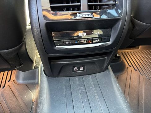 Used 2024 BMW X3 xDrive30i w/ Convenience Package AWD/4WD image 13