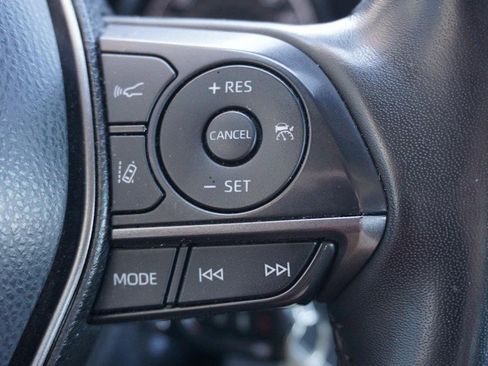 Used 2022 Toyota Camry SE image 33