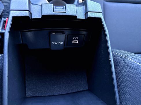 Used 2025 Toyota Corolla LE FWD image 36
