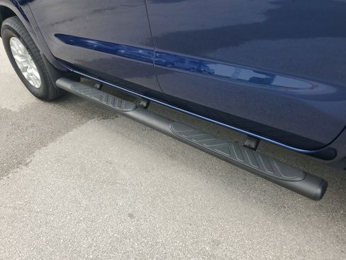 Used 2022 Nissan Frontier SV w/ Technology Package image 30