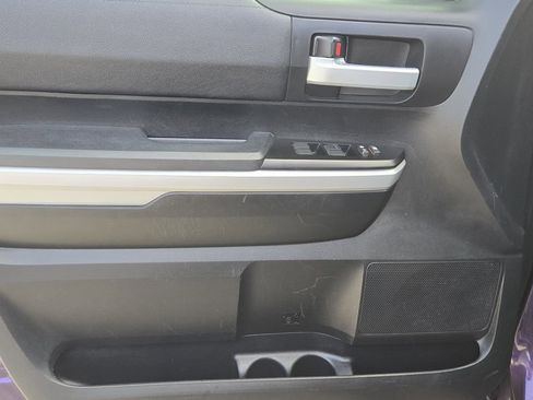 Used 2019 Toyota Tundra SR5 image 31