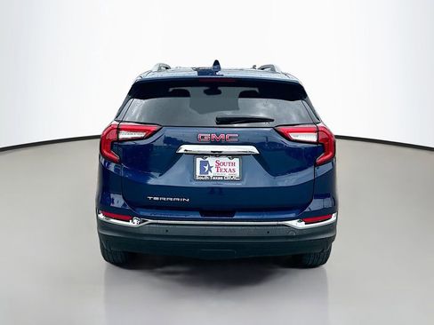Used 2022 GMC Terrain SLT w/ Infotainment Package II FWD image 6