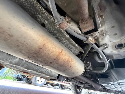 Used 2011 Toyota Highlander 4WD w/ Tech Pkg image 32